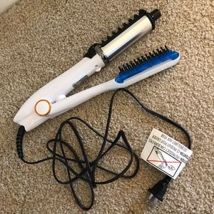 InSTYLER Wet to Dry Iron - NEW